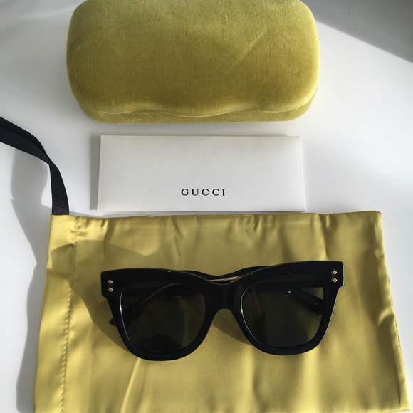 Gucci Cat-eye Sunglasses, Black - Picture 1 of 5